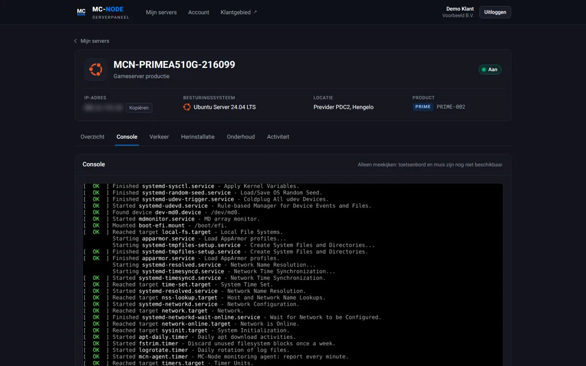 Consola en directo de un servidor dedicado en el panel del servidor de MC-Node